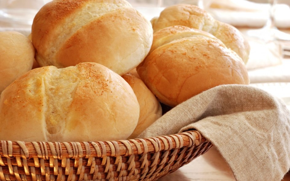 white-food-bread-basket-baking-round-cuisine-grass-family-baked-goods-bread-roll-ciabatta-sliced-bread-619104.jpg