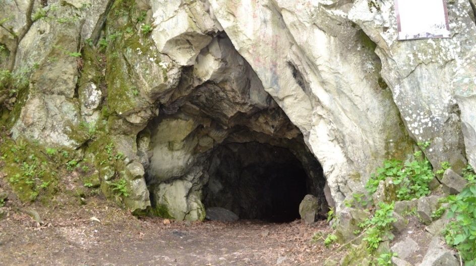 Пещера «вечной мерзлоты»