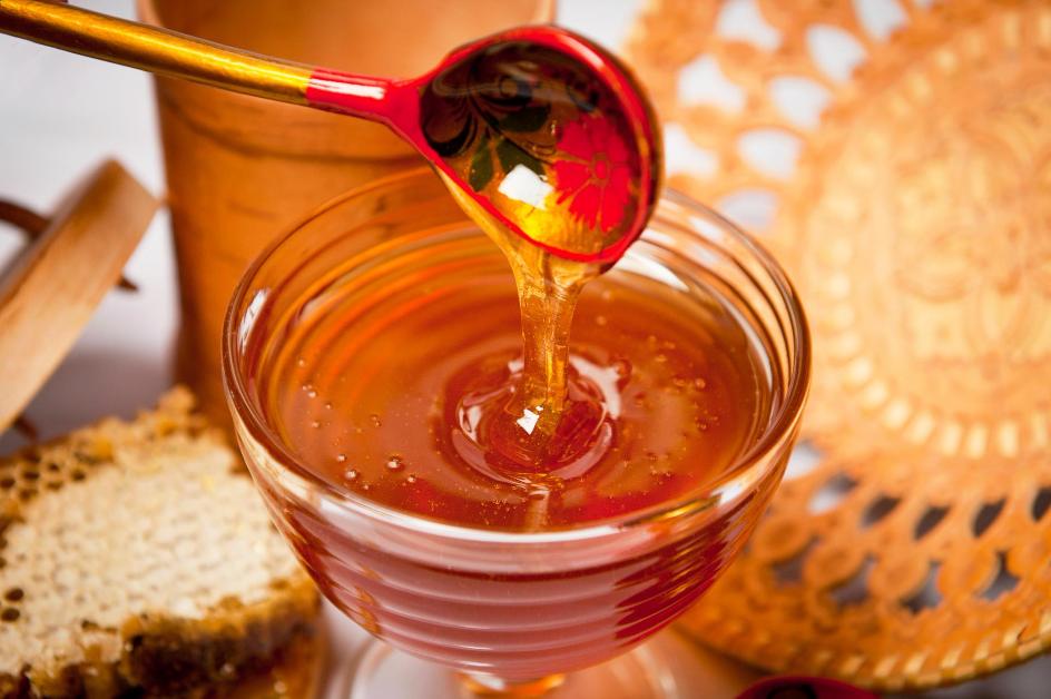 Медовая красота: польза продуктов пчеловодства и все о мёде