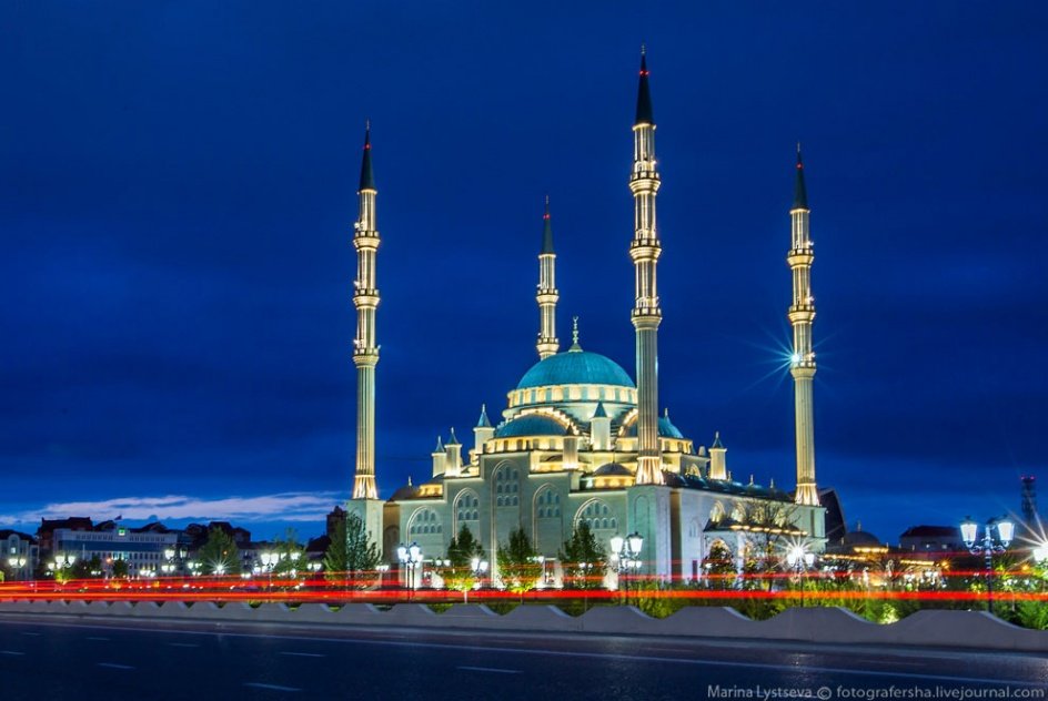 мечеть Сердце Чечни.jpg