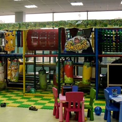 4 – Детский развлекательный центр Дом вверх дном.jpg