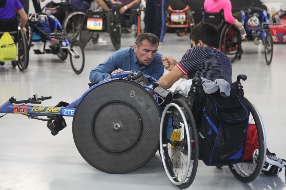 Полумарафон паралимпийцев прошел на трассе Формулы-1 в Сочи