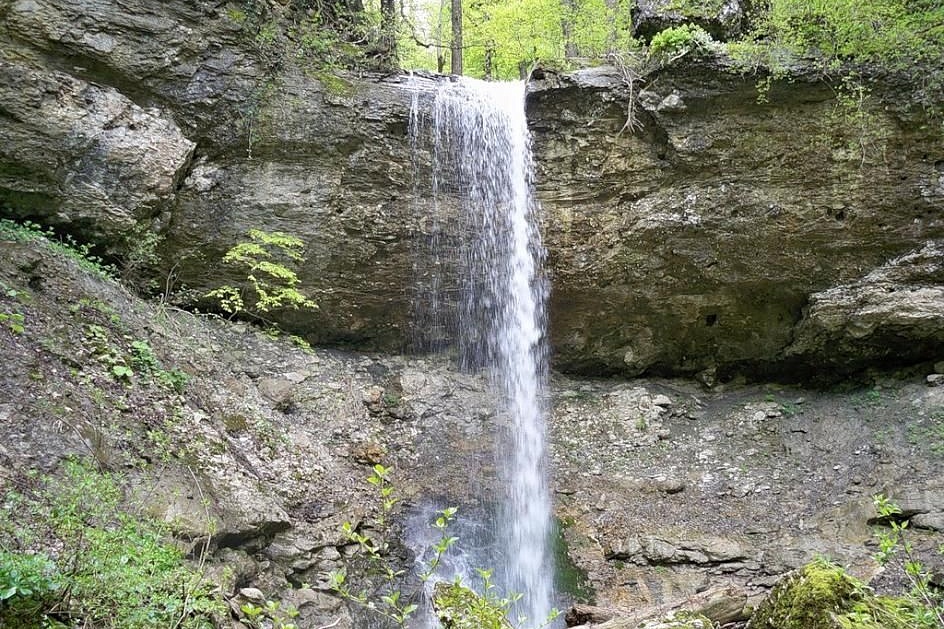 Водопад Кесух в Горячем Ключе
