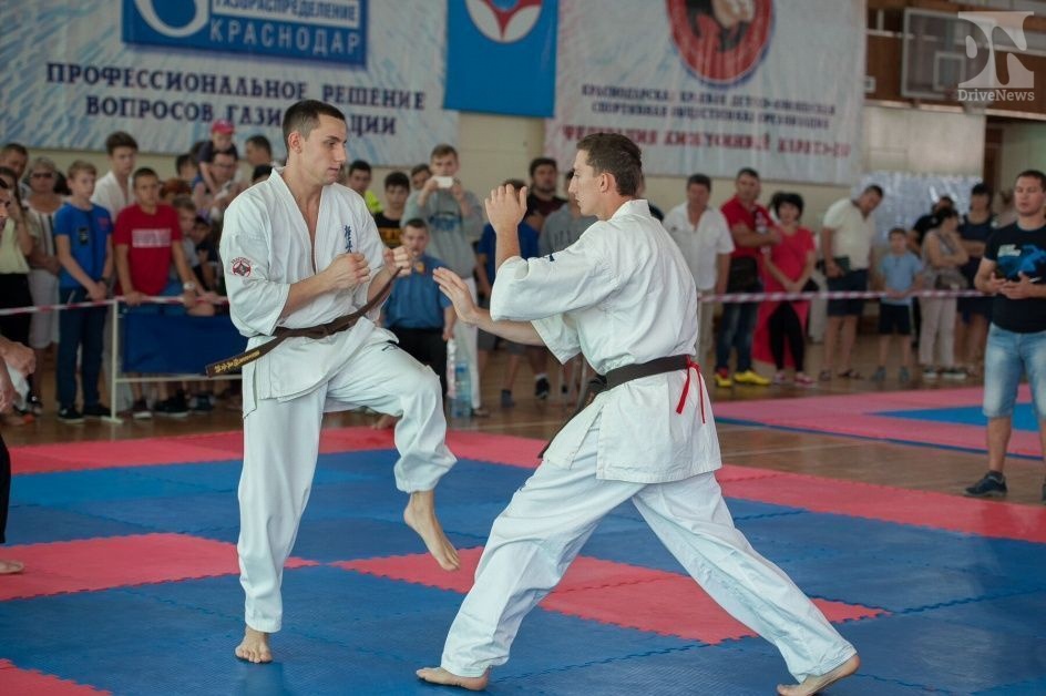 Соревнования по каратэ прошли в Геленджике