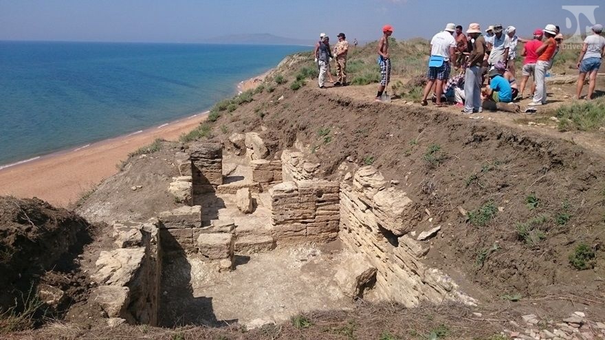 Археологам в Крыму требуются волонтеры на раскопки древностей