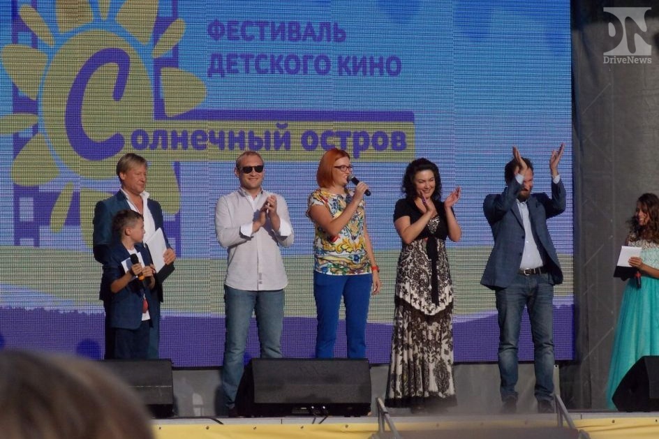 Кинофестиваль «Солнечный остров» с участием Дмитрия Харатьяна пройдет в Крыму