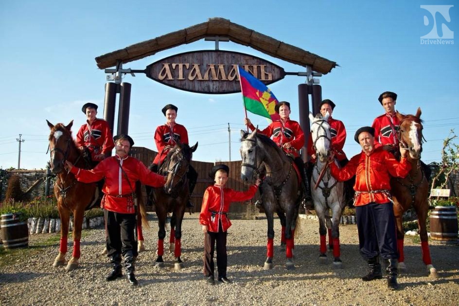 Казачья станица «Атамань» возглавила топ-10 самых популярных этнопарков России