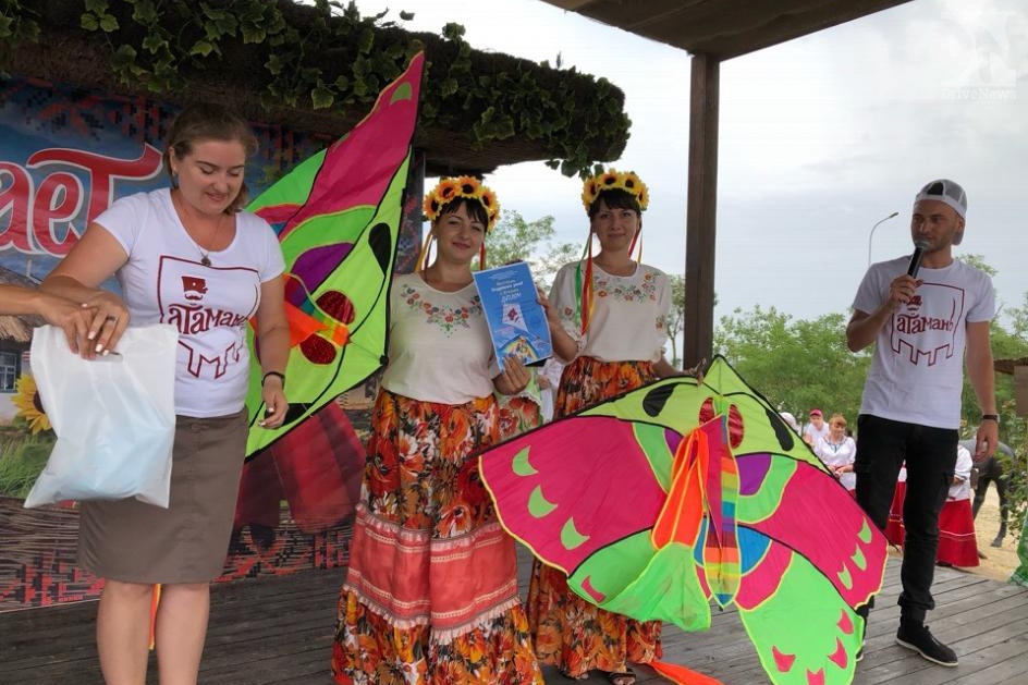 Фестиваль воздушных змеев прошел в Атамани