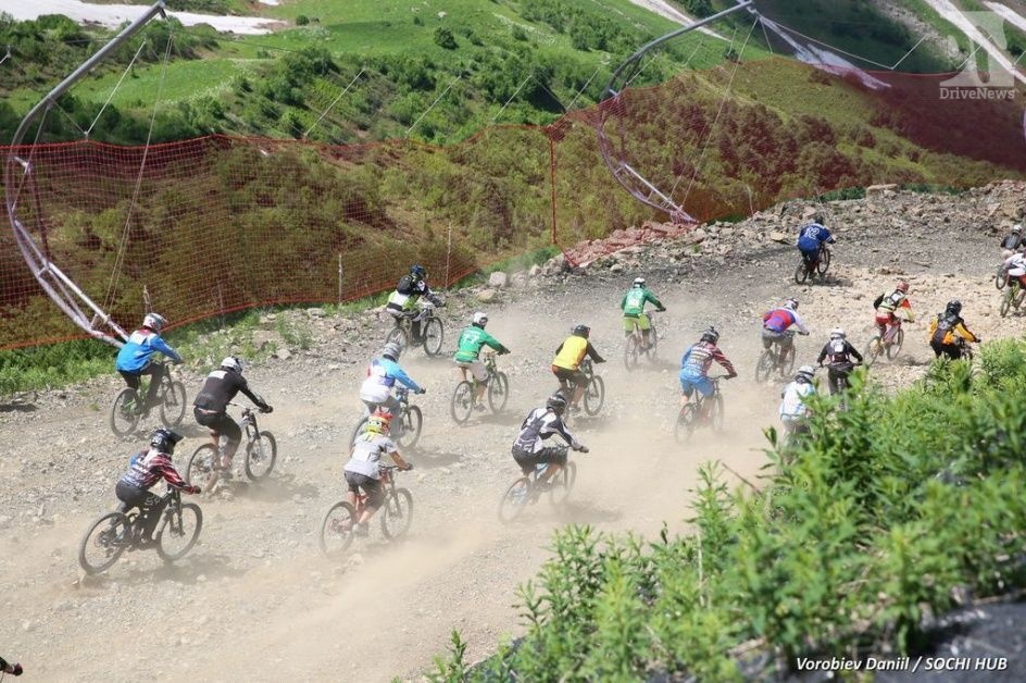 Гонка на велосипедах с гор Красной Поляны состоится в Сочи