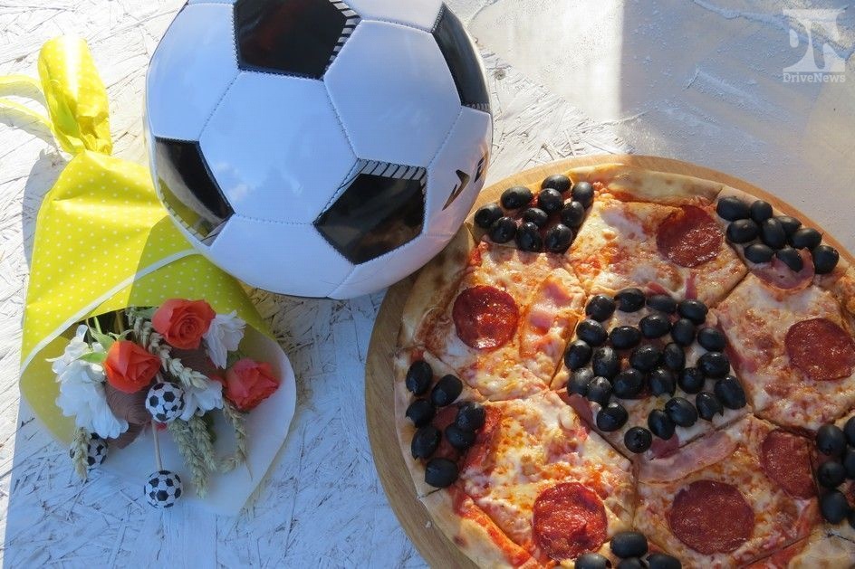 Футбольная пиццерия в Сочи на презентации Кубка мира по футболу