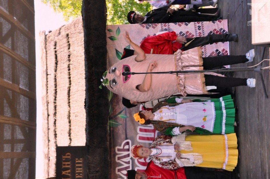Фестиваль «Картошка+цыбуля» проходит в комплексе «Атамань»