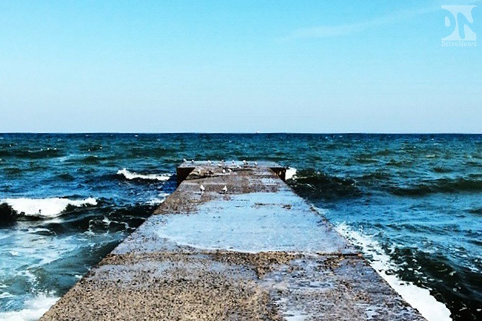 О том когда потеплеет вода в Черном море рассказали синоптики