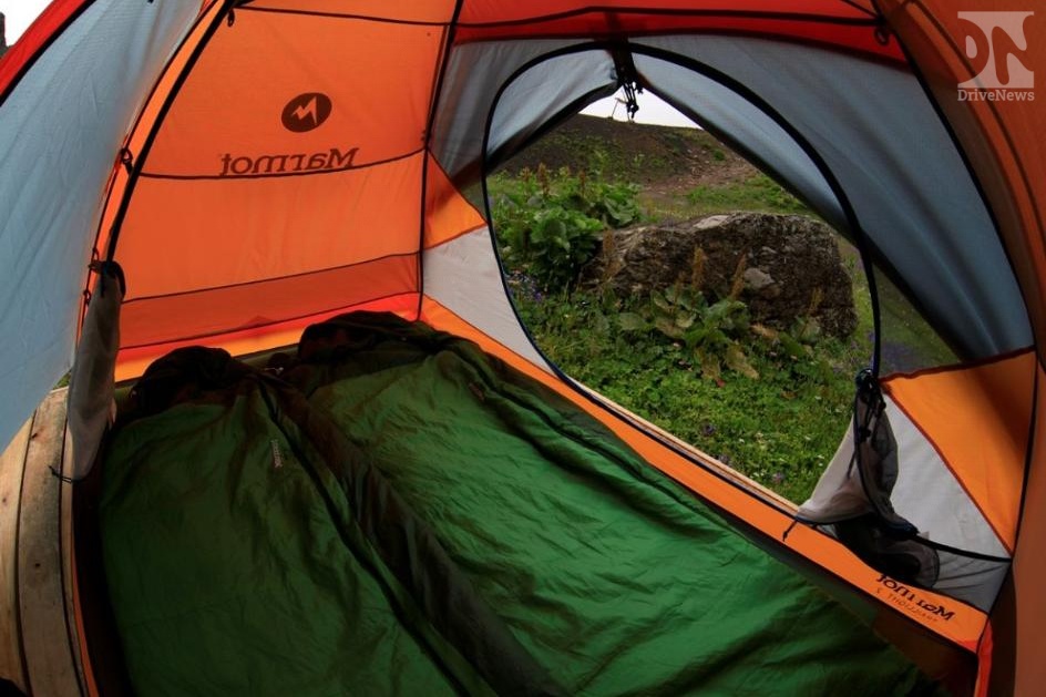 В горах Сочи открыли палаточный лагерь