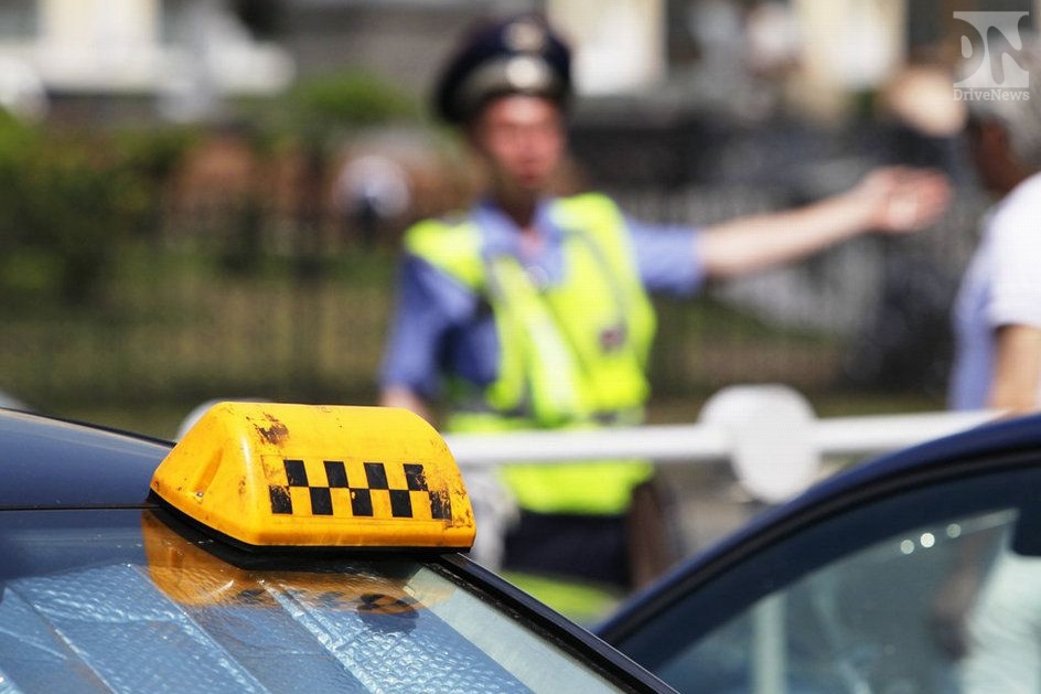 Нелегальным такси в Сочи объявили войну