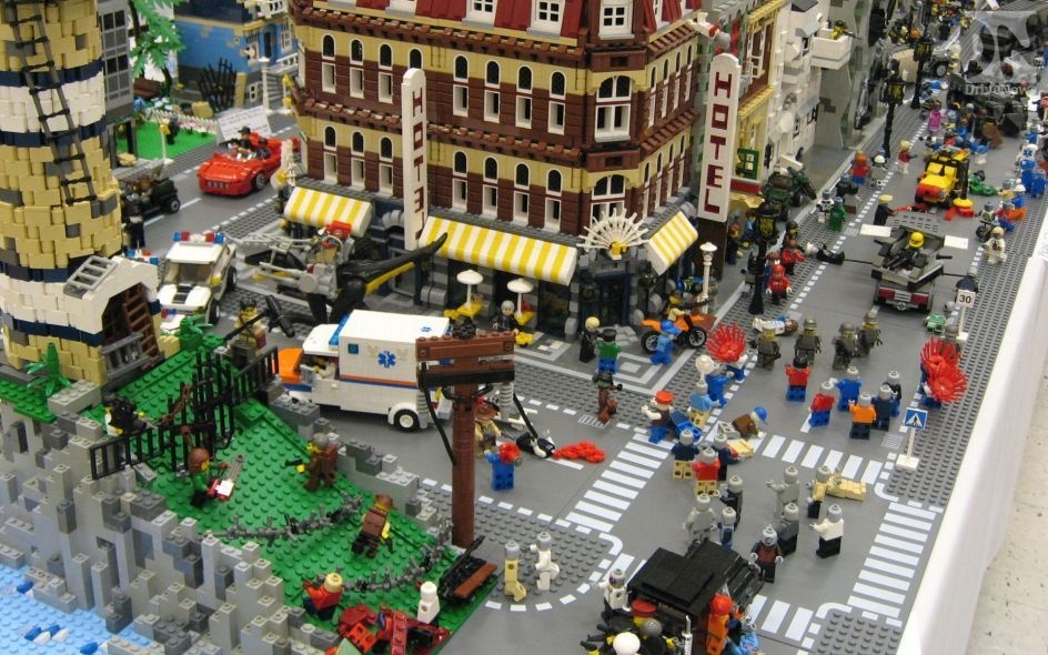Мега-конструктор LEGO приглашает всех поиграть бесплатно в Сочи