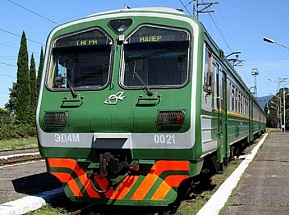 С 1 августа возобновляется движение поездов по маршруту Адлер – Гагра